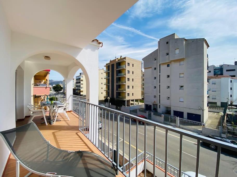 Apartamentos Aquarium Росас Экстерьер фото